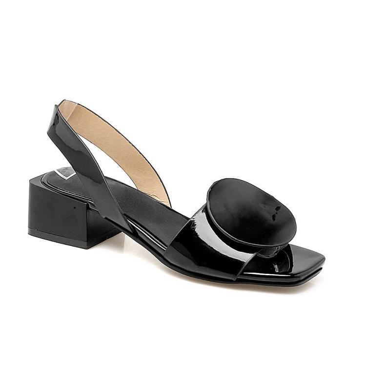 Ortho Welt Patent Leather Mid-Heel Shoes With Buckle