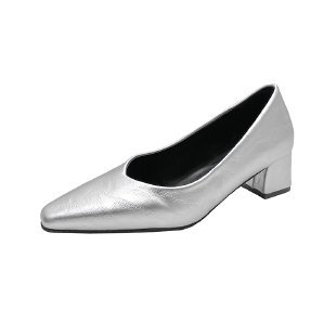 Ortho Welt Orthopädische Pumps – Eckige Spitze, Komfortabsatz