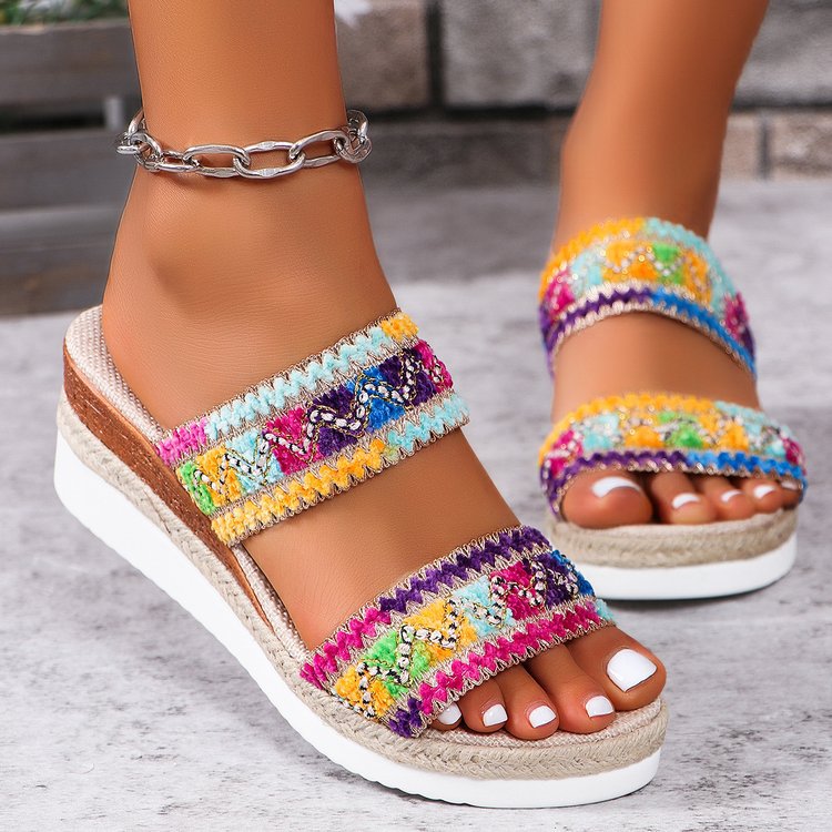 Ortho Welt Woven Sandals With A Wavy Pattern - Unique Ethnic Style