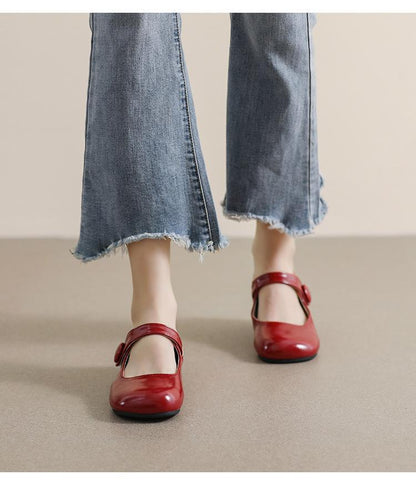 Ortho Welt Unique And Elegant Flat Shoes