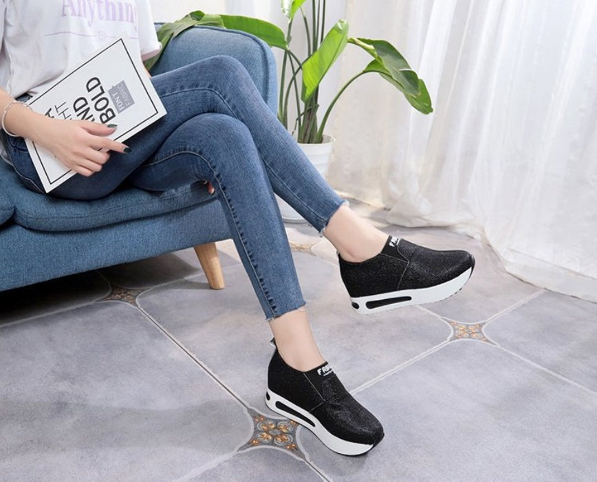 Ortho Welt Stylish And Elegant Sneakers  - Guaranteed Uniqueness