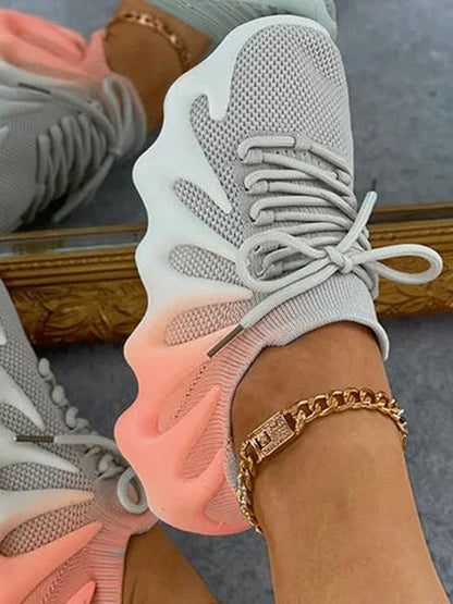 Kavya | Unisex-Sneaker mit orthopädischer Wave-Sohle und atmungsaktivem Mesh-Gewebe