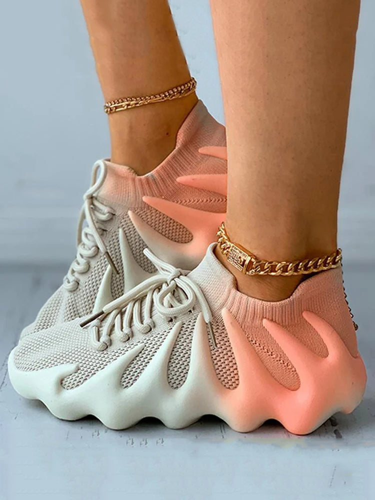 Kavya | Unisex-Sneaker mit orthopädischer Wave-Sohle und atmungsaktivem Mesh-Gewebe