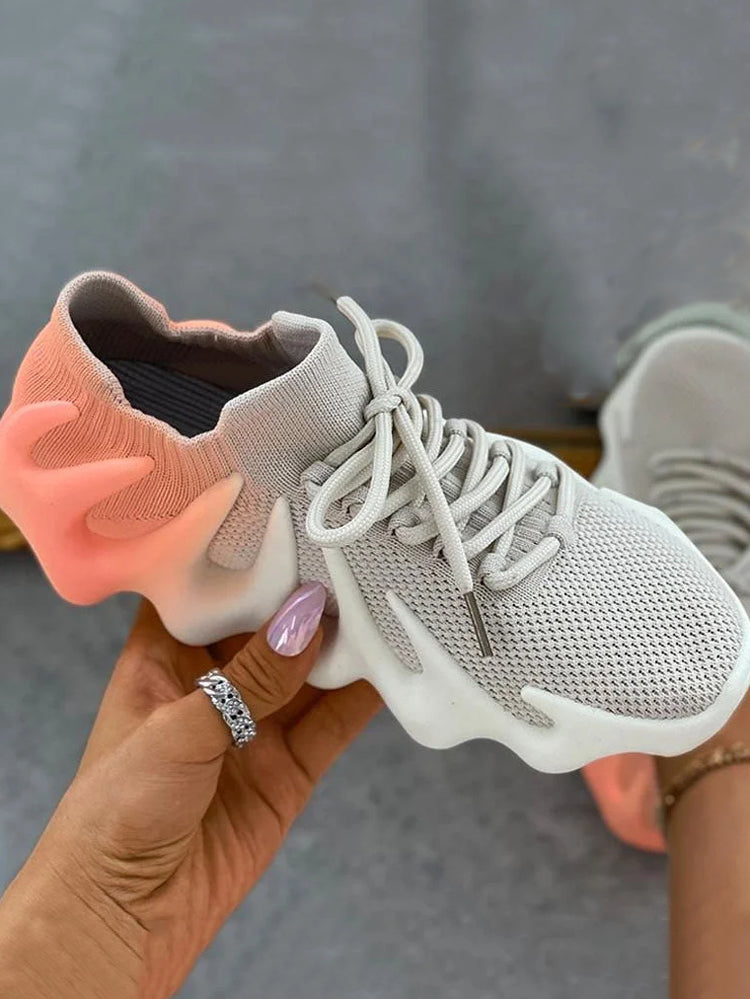 Kavya | Unisex-Sneaker mit orthopädischer Wave-Sohle und atmungsaktivem Mesh-Gewebe