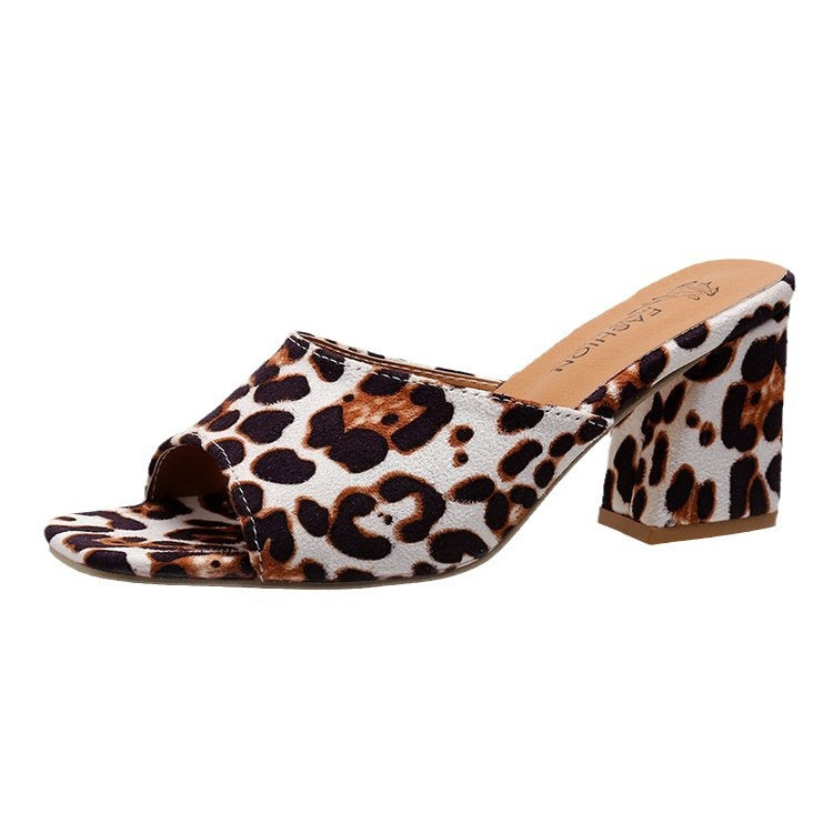 Ortho Welt Leopard Chunky Heel Sandale - Orthopedic Komfort
