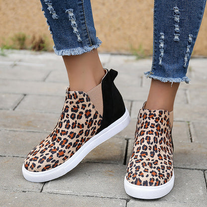 Ortho Welt Leopard Sneakers – Orthopedic, Elastic V-Cut