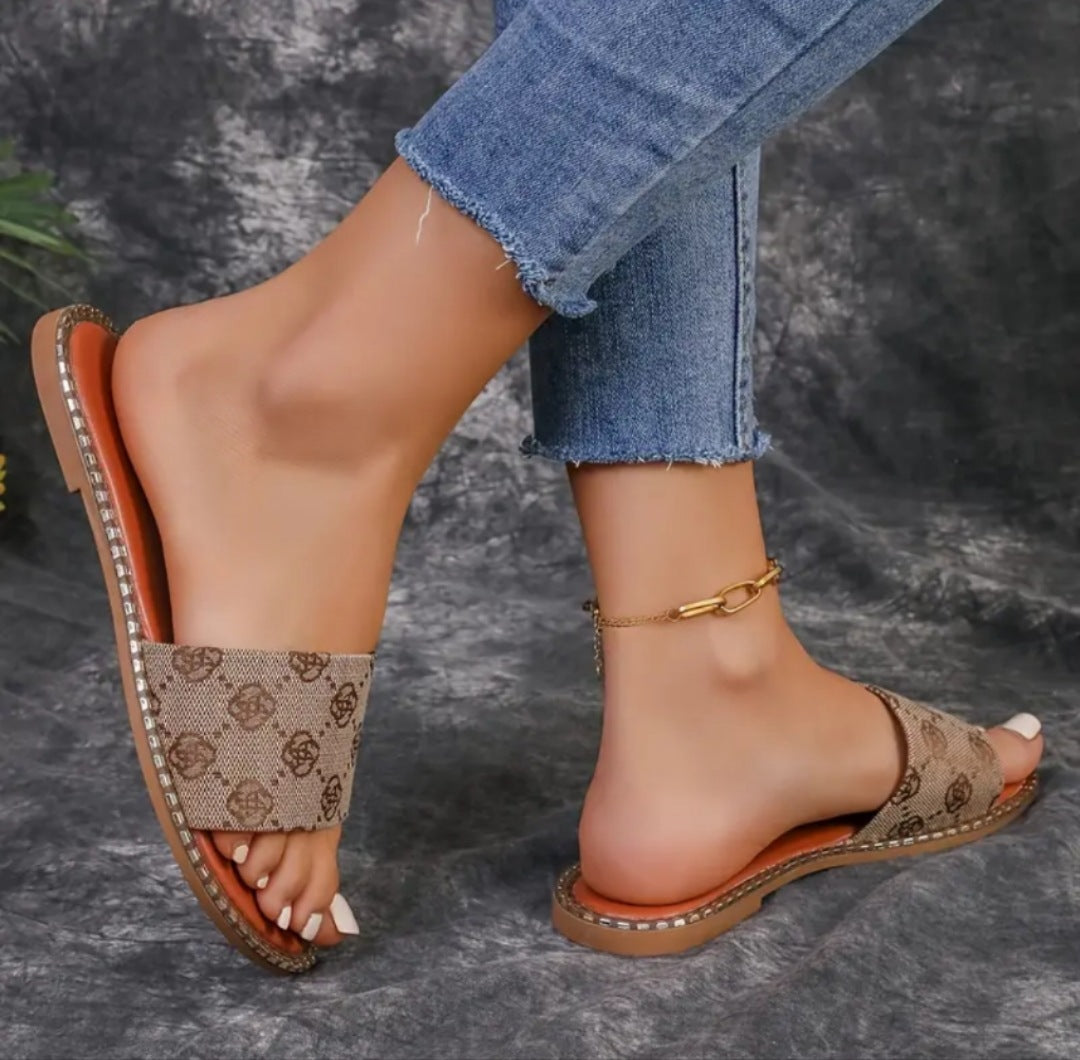 Ortho Welt Floral Flat Sandals - Comfort And Unique Style