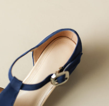 Ortho Welt Elegant Leather Sandals With A Chunky Heel And A Single Buckle