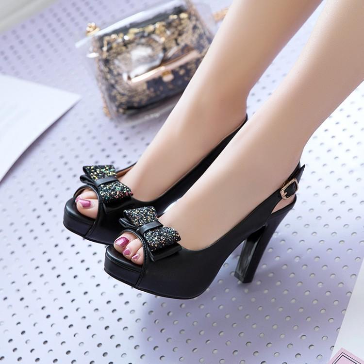 Ortho Welt High-Heeled Shoes With A Bow - Unique Elegance