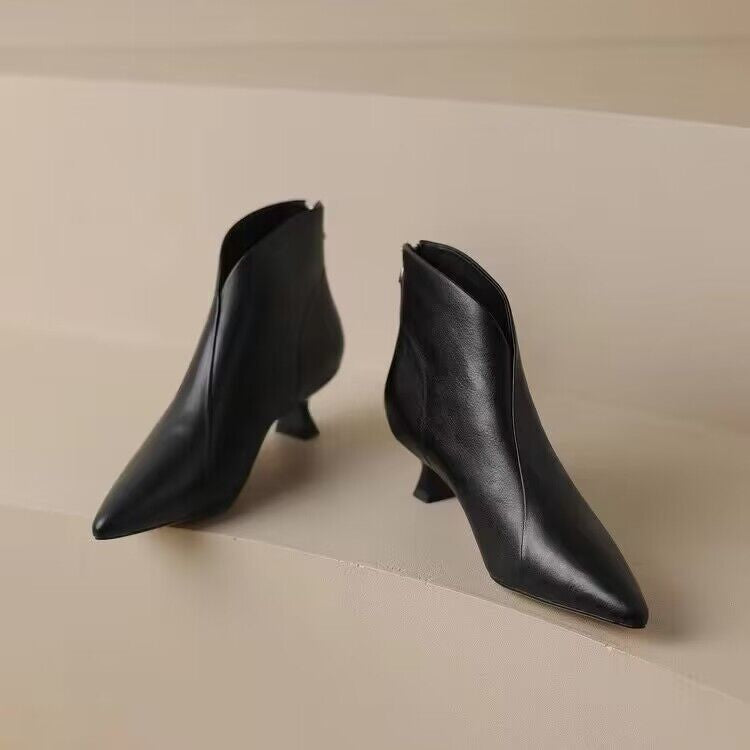 Ortho Welt Chic French-Style Kitten Heel Ankle Boots