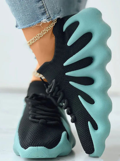 Kavya | Unisex-Sneaker mit orthopädischer Wave-Sohle und atmungsaktivem Mesh-Gewebe