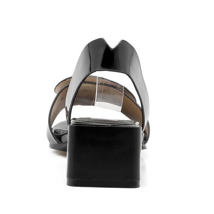 Ortho Welt Patent Leather Mid-Heel Shoes With Buckle