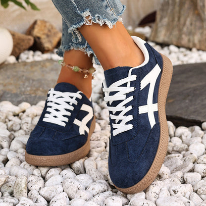 Ortho Welt Versatile Low-Top Lace-Up Sneakers For A Unique Style