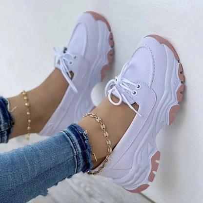 Ortho Welt Lace-Up Sneakers - Unique Style And Optimal Comfort