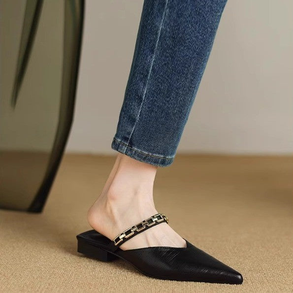 Ortho Welt Flat Sandals With Low Heels And Chains - Unique Elegance