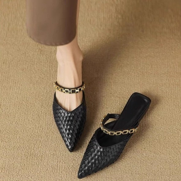 Ortho Welt Flat Sandals With Low Heels And Chains - Unique Elegance