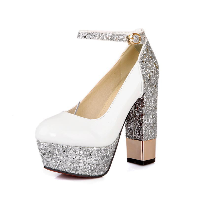 Ortho Welt Retro Patent Leather Platform Shoes With A Single Buckle