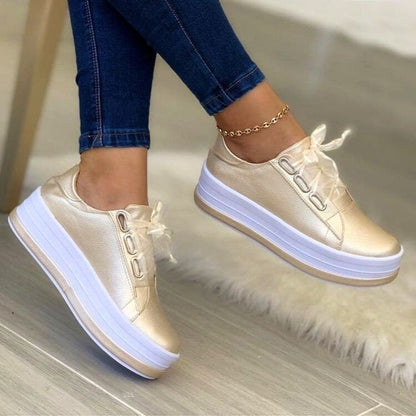 Ortho Welt Flat Sneakers With Ribbon - Unique Style And Comfort