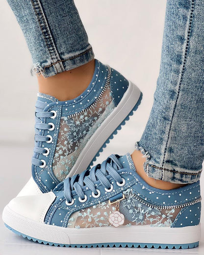 Calista | Denim-Sneaker zum Schnüren – Atmungsaktives Mesh-Design mit Blumenmuster