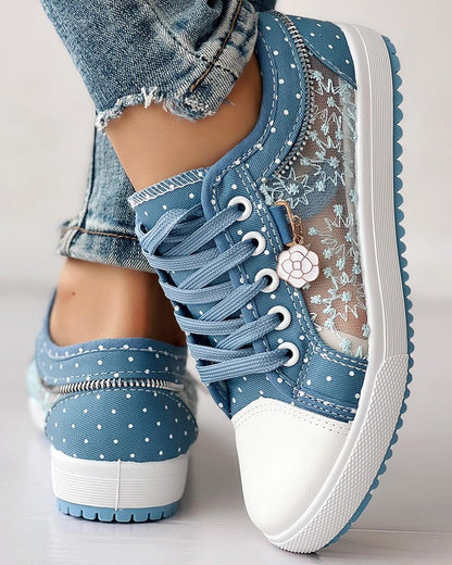 Calista | Denim-Sneaker zum Schnüren – Atmungsaktives Mesh-Design mit Blumenmuster