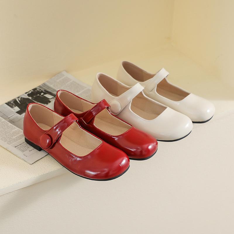 Ortho Welt Unique And Elegant Flat Shoes