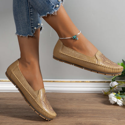 Ortho Welt Retro Flat Loafers  With A Unique Vintage Look