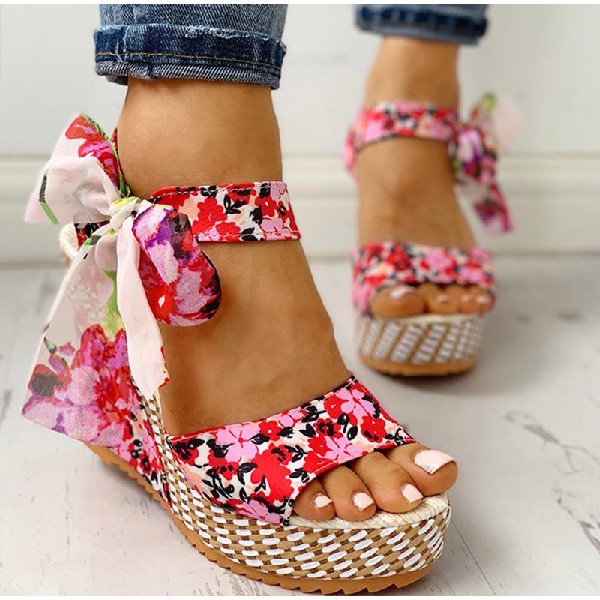 Ortho Welt Unique And Elegant Bohemian High-Heeled Sandals