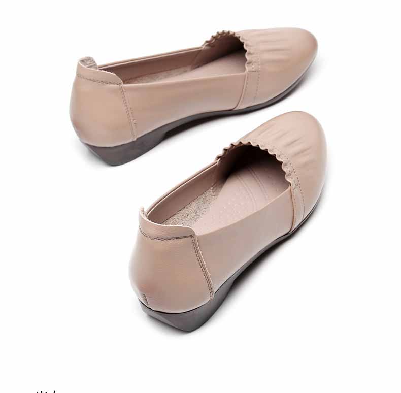 Ortho Welt Flat Shoes In Genuine Leather, Unique Elegance