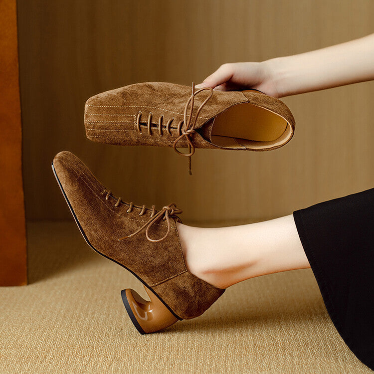Ortho Welt Chunky Sheepskin Pumps - Retro Style