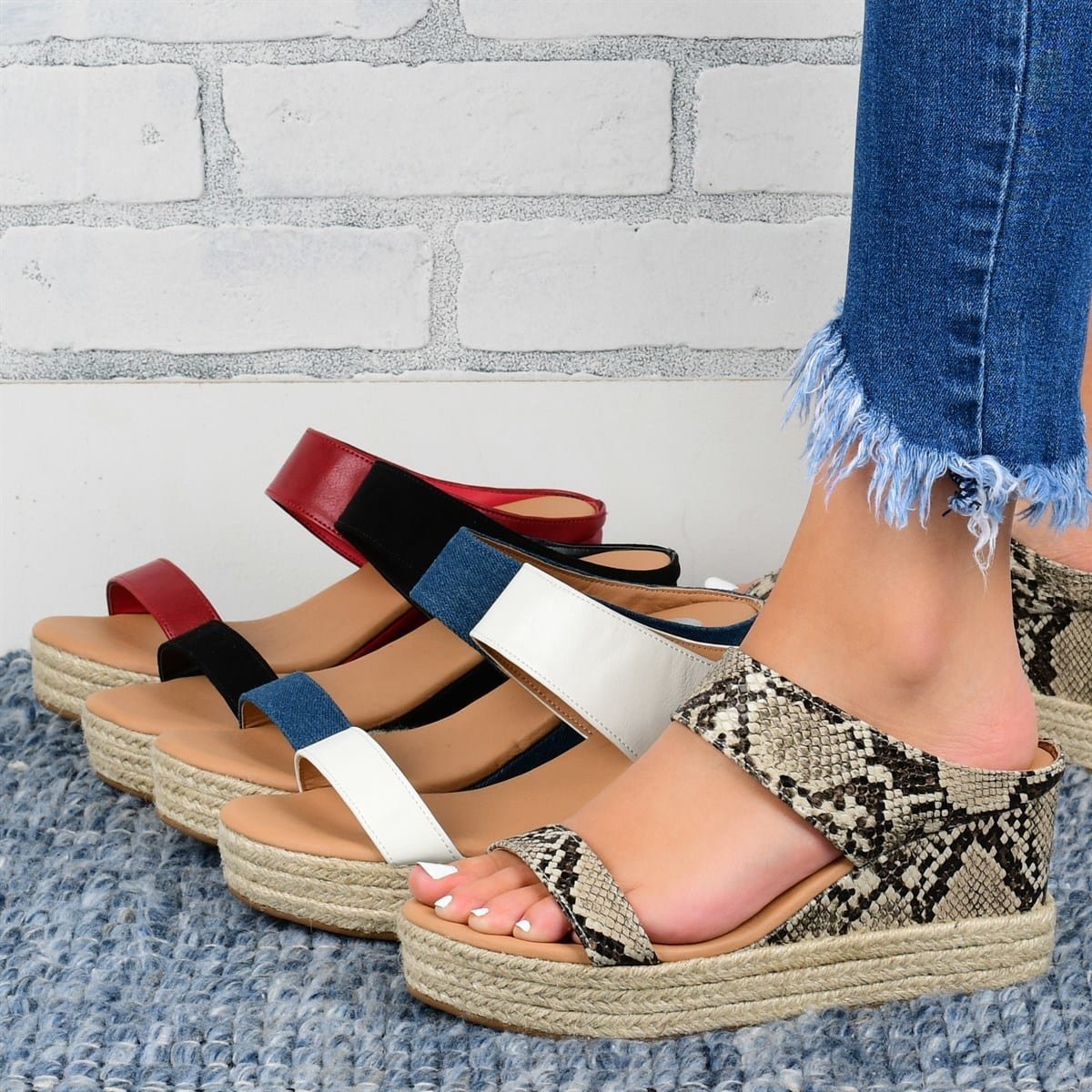 Ortho Welt Hemp Wedge Sandals - Unique And Comfortable