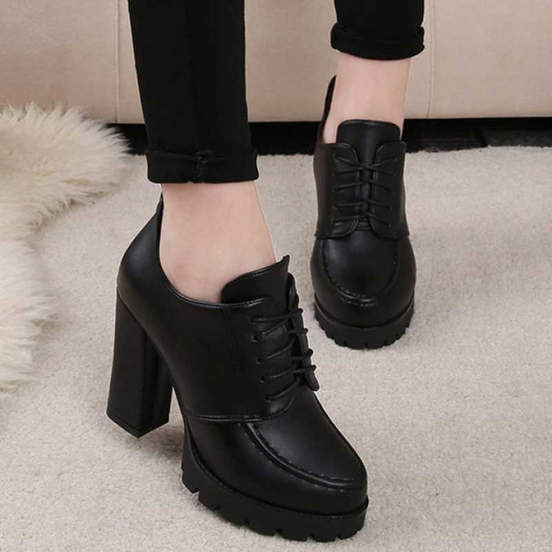 Ortho Welt Shoes With Unique Thick Heels And Platform