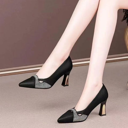 Ortho Welt Elegant Chunky Heel Pumps  -