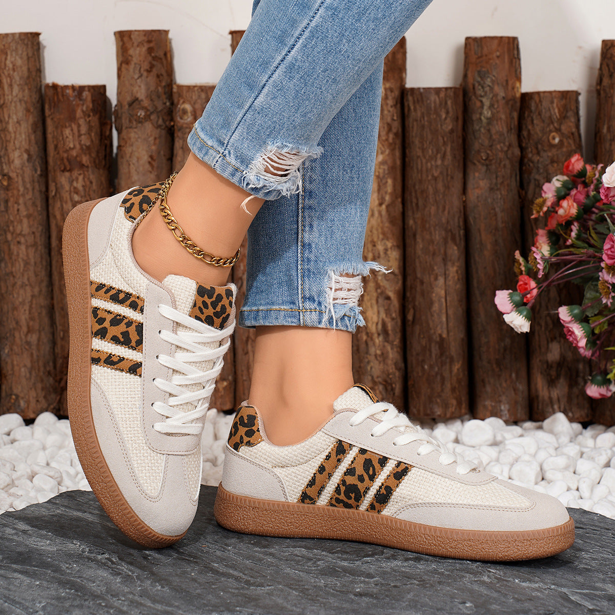 Ortho Welt Colorful Retro Lace-Up Ballet Flats - Unique And Trendy
