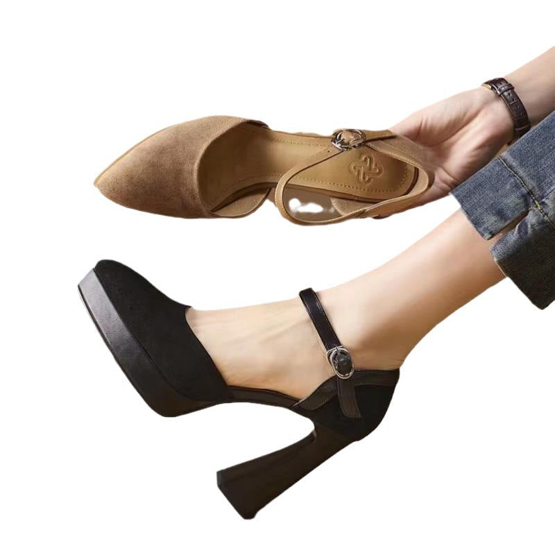 Ortho Welt Closed-Toe Sandals With Unique Chunky Heels