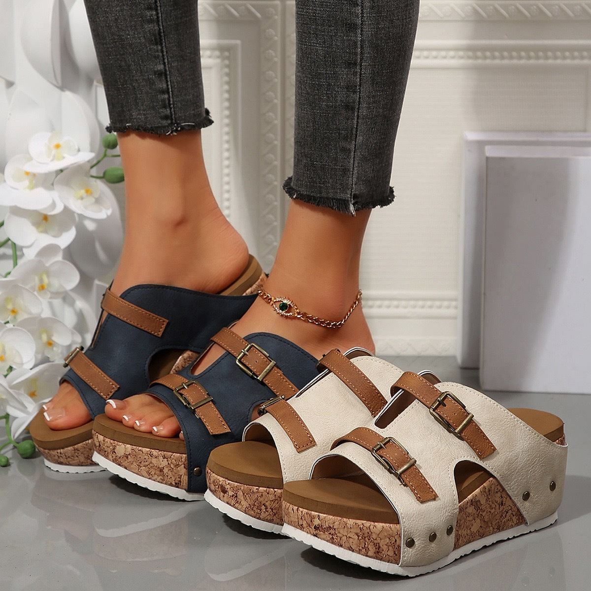 Ortho Welt Ins Buckle Chunky Heel Sandals - Unique Summer Elegance