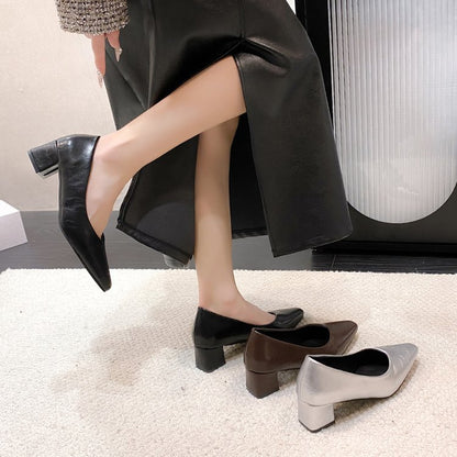 Ortho Welt Orthopädische Pumps – Eckige Spitze, Komfortabsatz