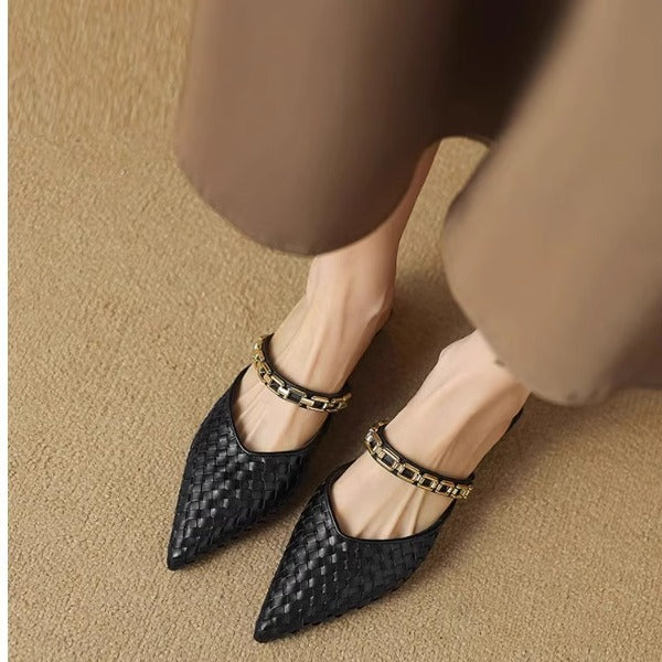 Ortho Welt Flat Sandals With Low Heels And Chains - Unique Elegance