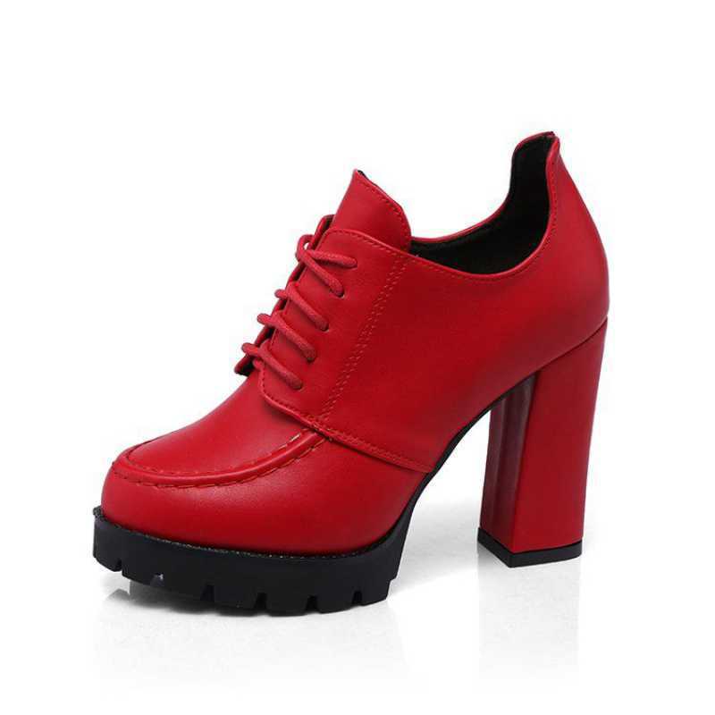 Ortho Welt Shoes With Unique Thick Heels And Platform