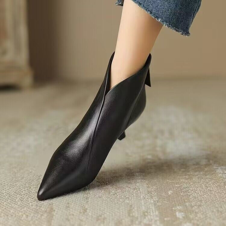 Ortho Welt Chic French-Style Kitten Heel Ankle Boots