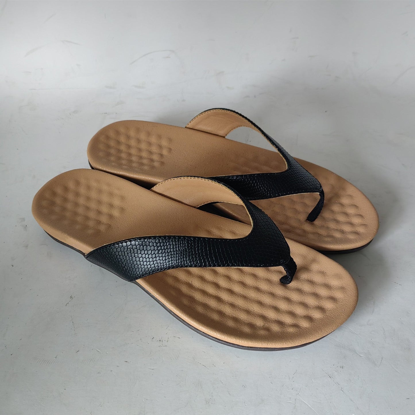 Ortho Welt Summer Sandals - Simple And Elegant Slippers
