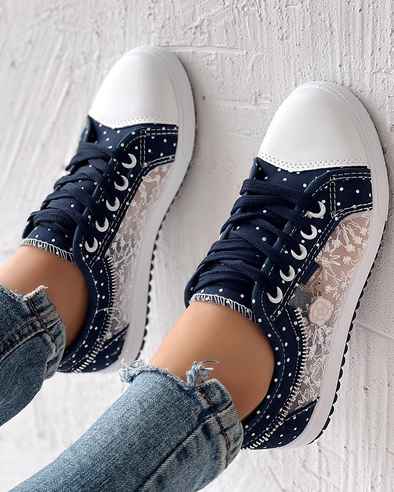 Calista | Denim-Sneaker zum Schnüren – Atmungsaktives Mesh-Design mit Blumenmuster