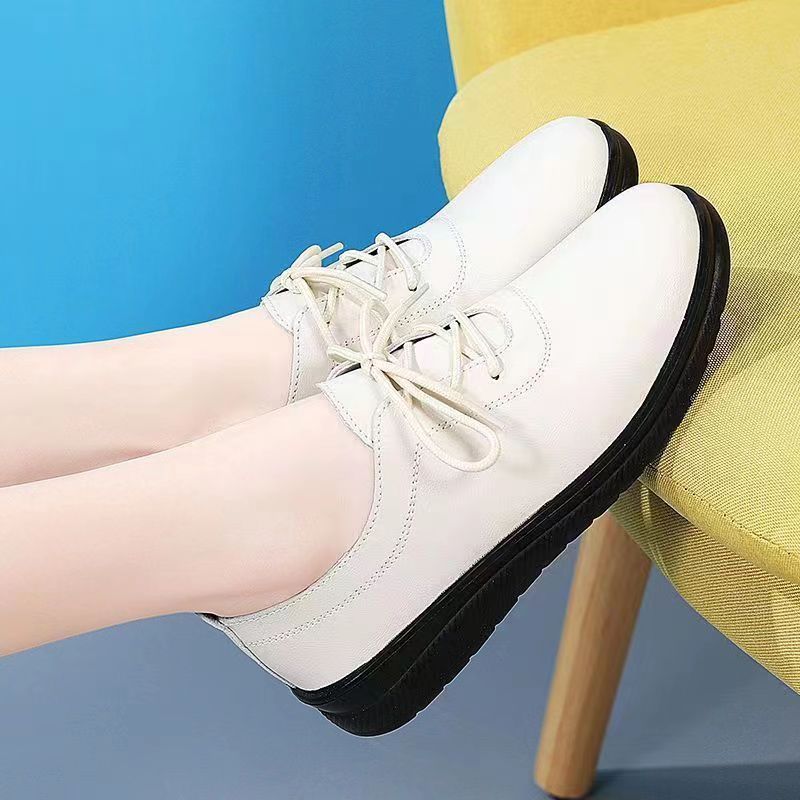 Ortho Welt Lightweight And Comfortable Leather Shoes For A Casual Style