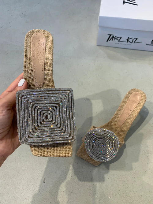 Cecilia | Sandalen mit Blockabsatz – Komfortables Material mit eckiger Zehenpartie