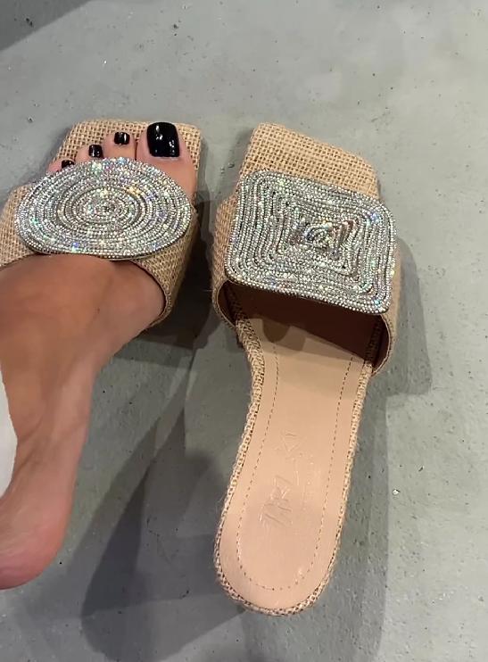 Cecilia | Sandalen mit Blockabsatz – Komfortables Material mit eckiger Zehenpartie