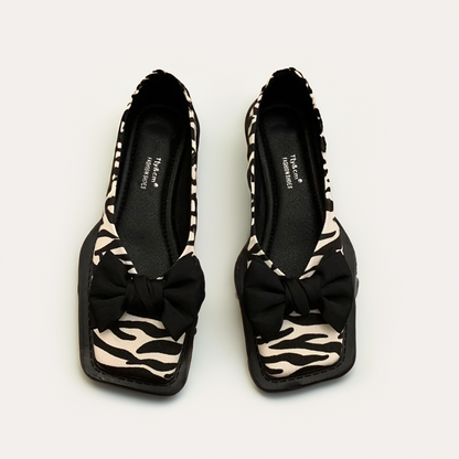 Joy | Ballerinas mit eckiger Spitze, Schleifendetail und orthopädischem Komfort